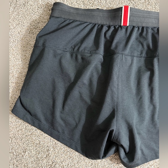 Tracksmith 3” Session Shorts in Black Size XS Lined Running Shorts Track Active - Picture 13 of 16